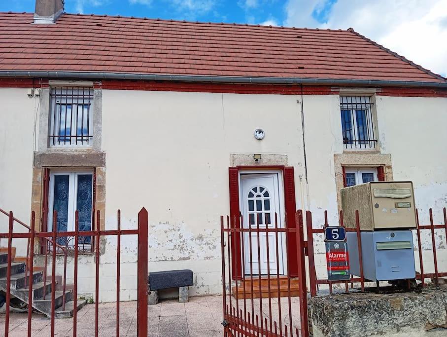 Holiday home Halte De Leger Deplacements Professionnels Et Familles Saint-Leger-Des-Vignes